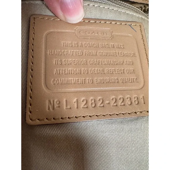 Coach Legacy Courtney Tan Leather Hobo Shoulder Bag with Turnlock Pocket - Picture 11 of 11